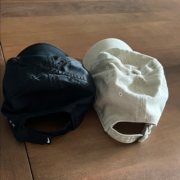 Nike Black and Cream Caps Set - Picture 4 of 4